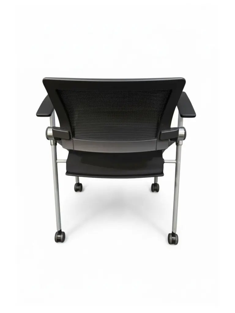 Ais - Stow Series - Guest Chair