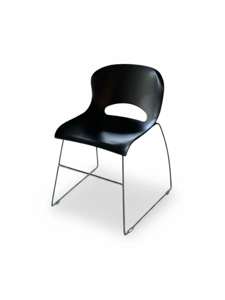 ELTRU - ICON SERIES STACKABLE GUEST CHAIR