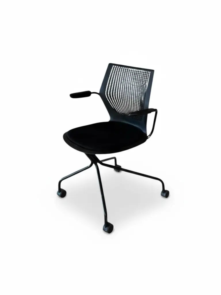 Knoll - Multigeneration Guest Chair
