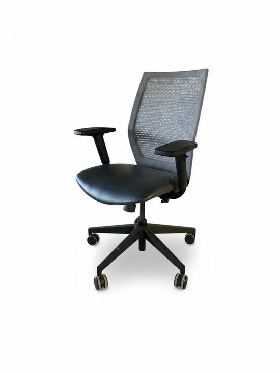 Krug - Aqua Tilter Office Chair