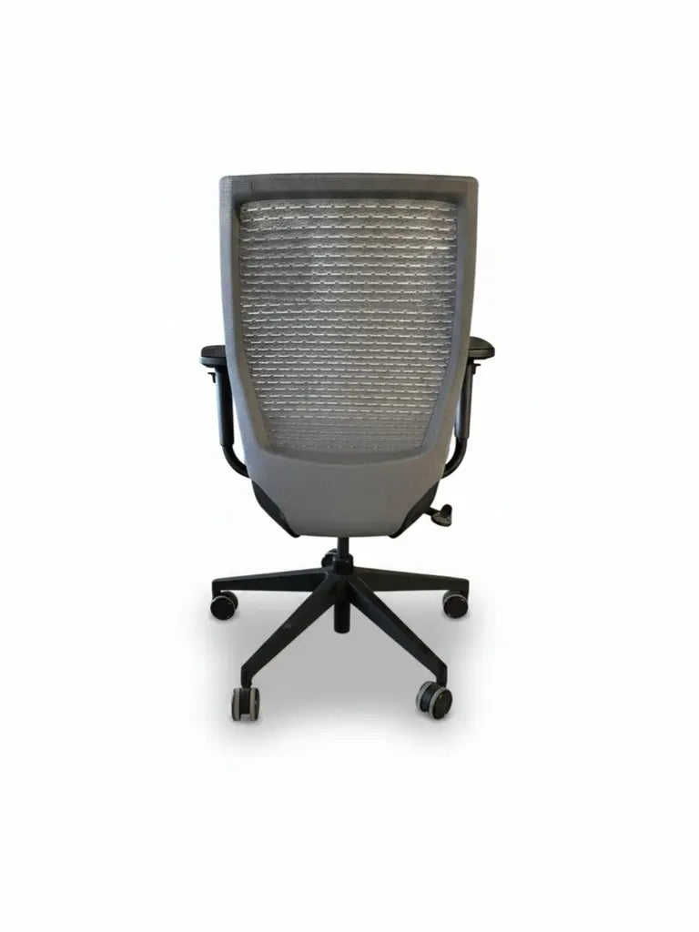 Krug - Aqua Tilter Office Chair
