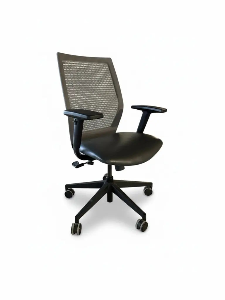 Krug - Aqua Tilter Office Chair